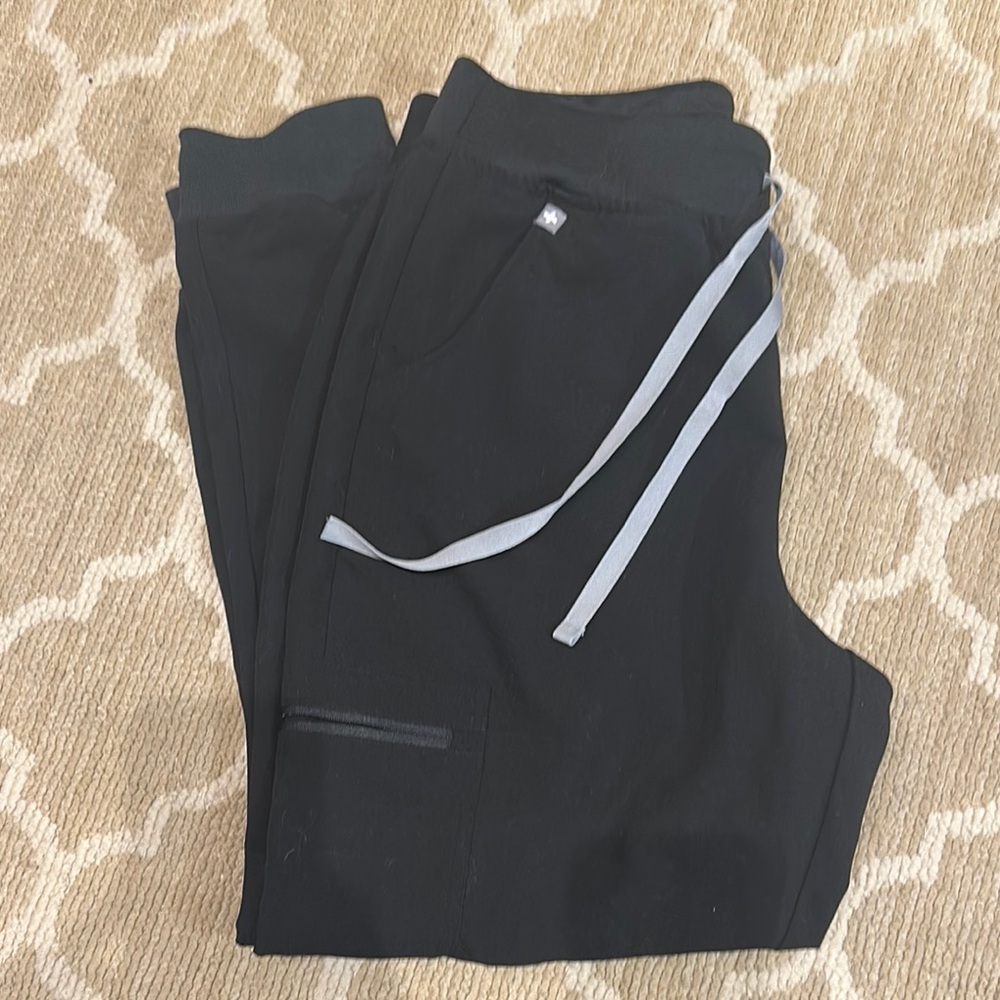 Figs Black high waist, Zamora jogger scrub pants